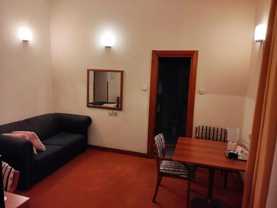***  Hotel Vila Ruzica- Glavna Zgrada I Depandanse Crikvenica Hırvatistan