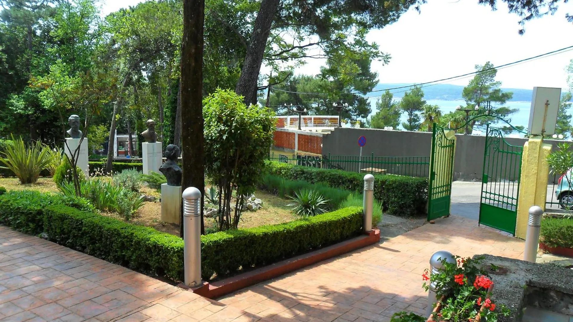 Hotel Vila Ruzica- Glavna Zgrada I Depandanse Crikvenica